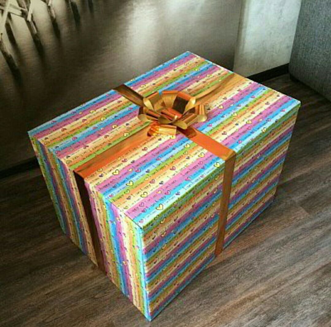 Большие красивые коробки. Подарочные коробки. Большая коробка для подарка. Необычные подарочные коробки. Подарочная коробка "сюрприз".