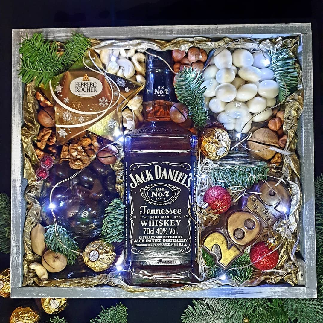 Алкоголь в подарок