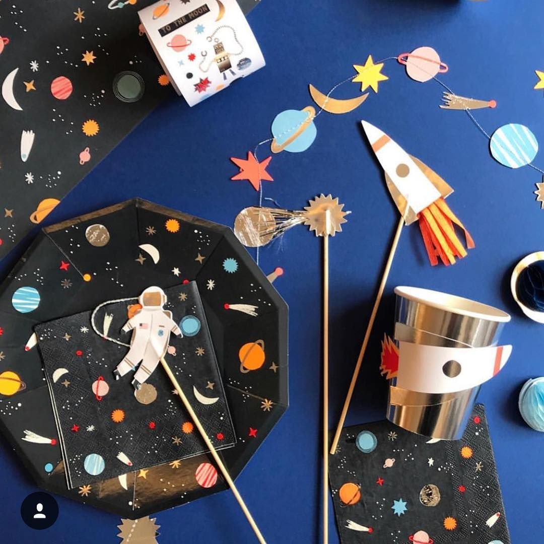 Фотозона к 12 апреля день космонавтики