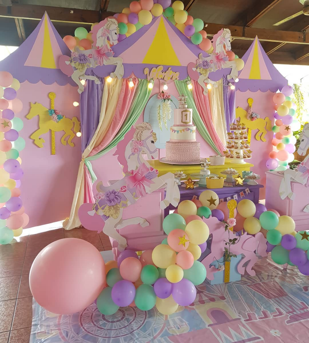 Украшение шарами в стиле Тачки