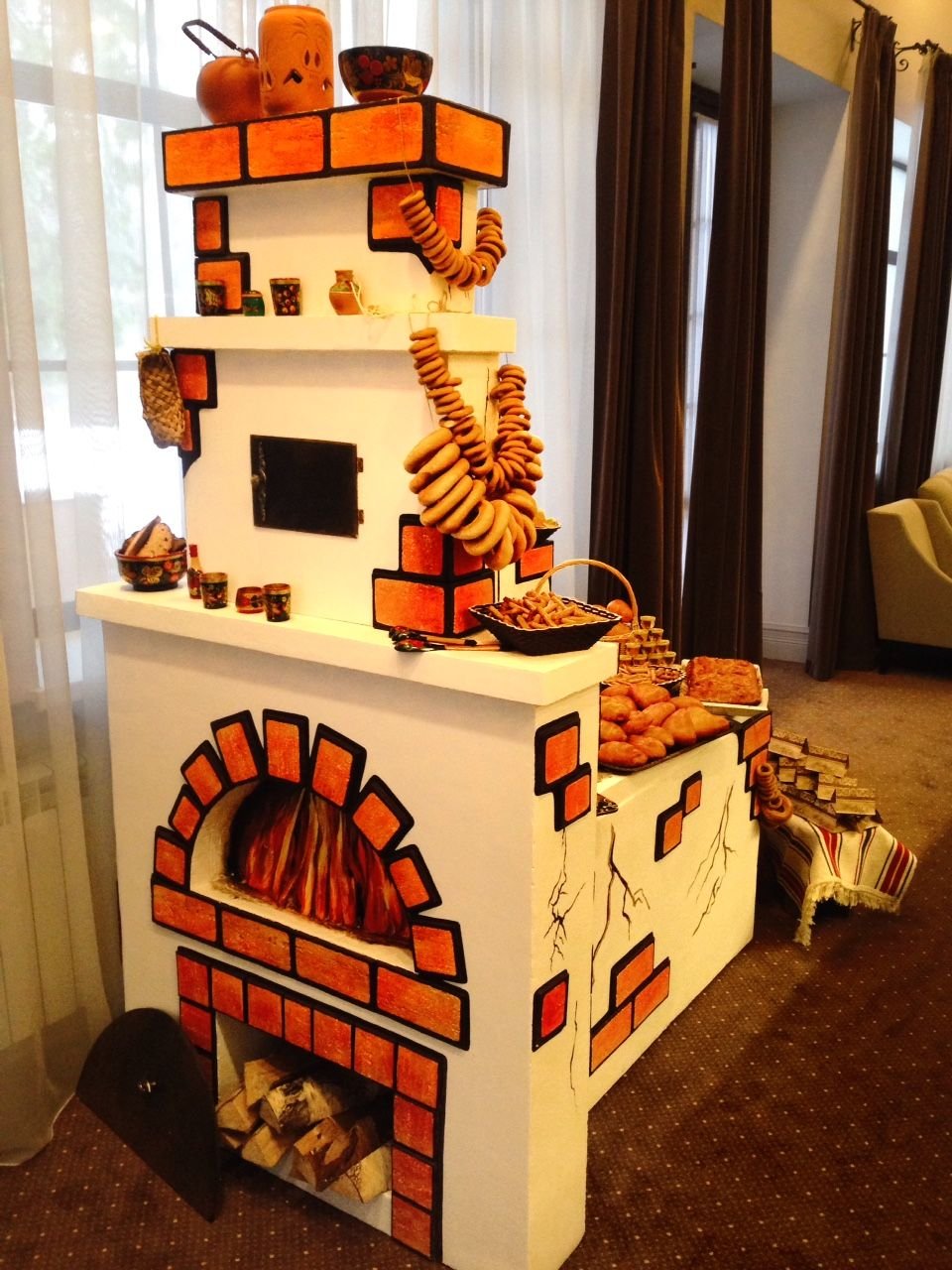 Фотозона с сеном в народном стиле