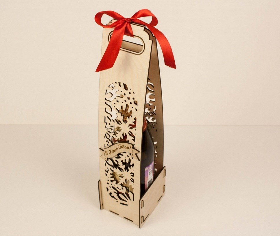 Деревянная коробочка