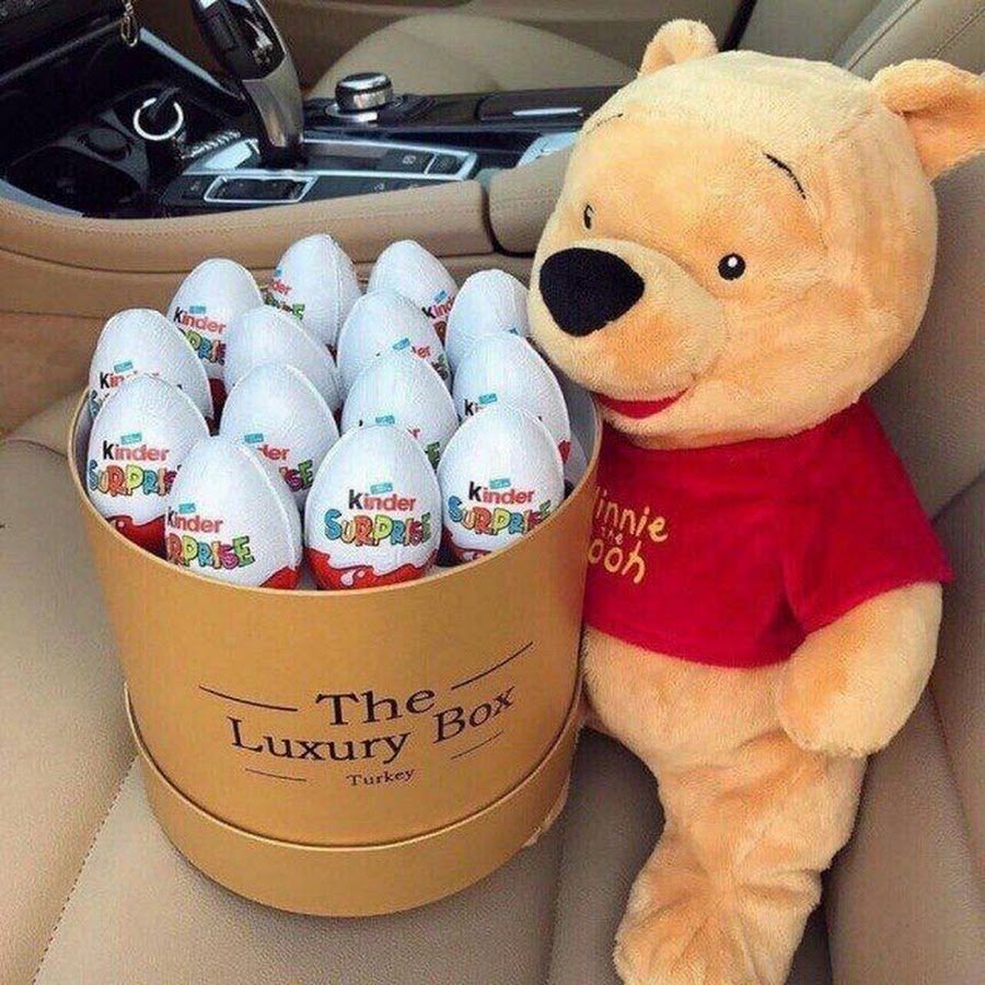 Киндеры в яичной коробке