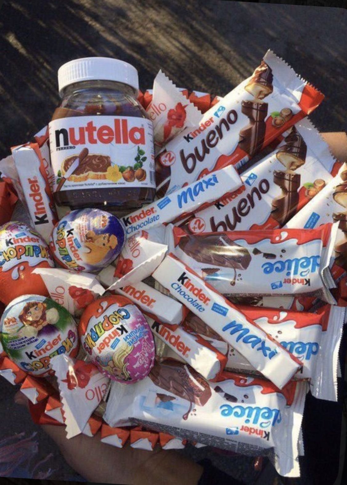 Коробка со сладостями