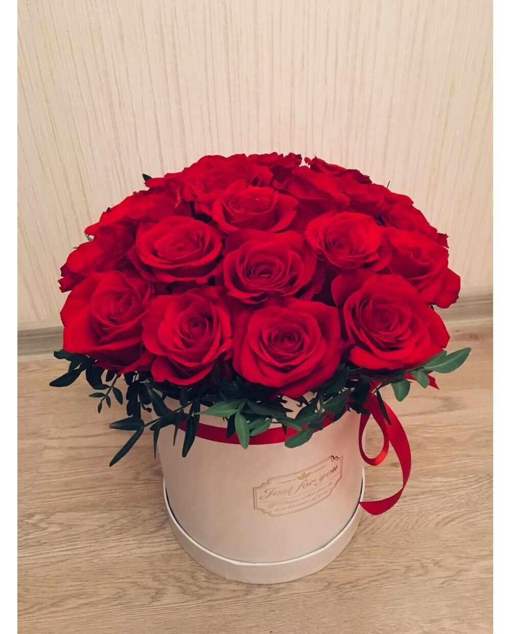 С днём рождения шляпная коробка цветов