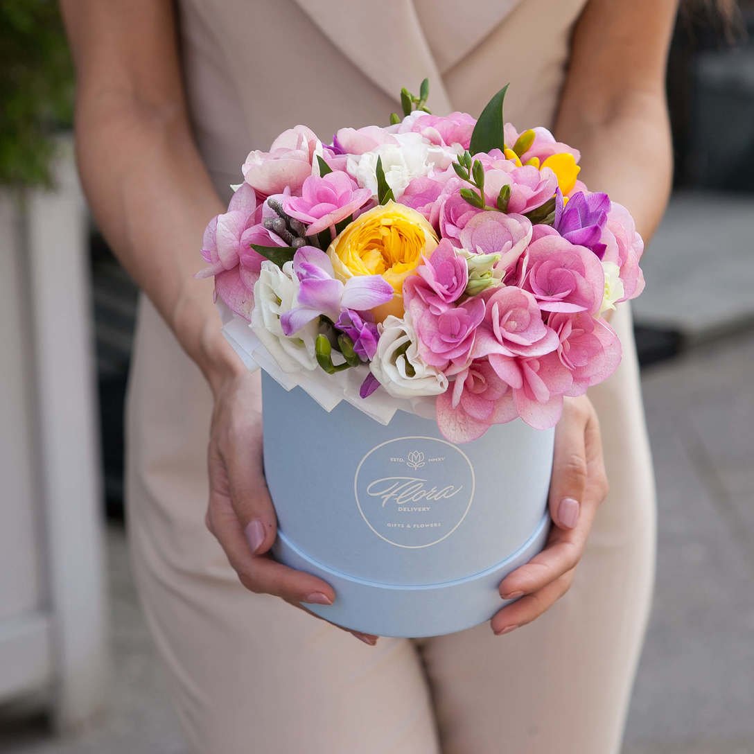 Клубника в шоколаде в шляпной коробочке