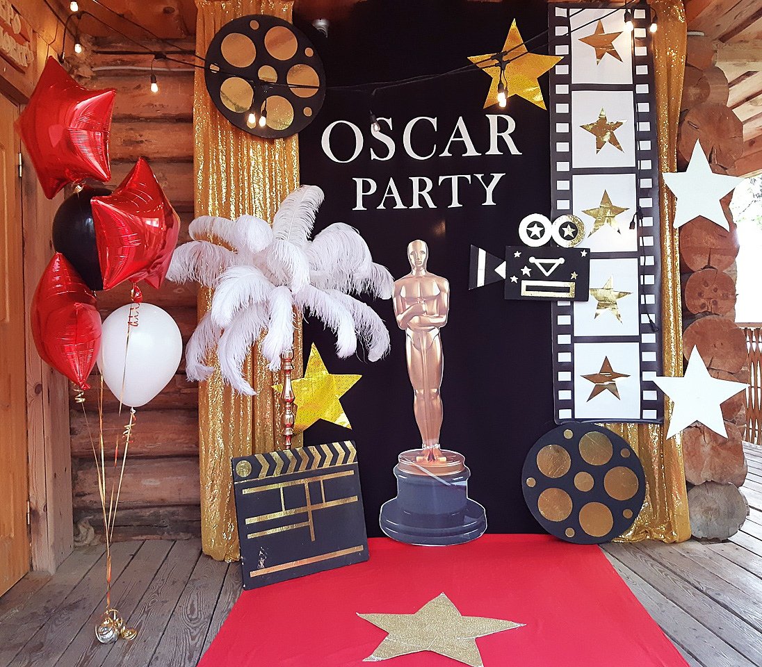 Необычная фотозона на свадьбу