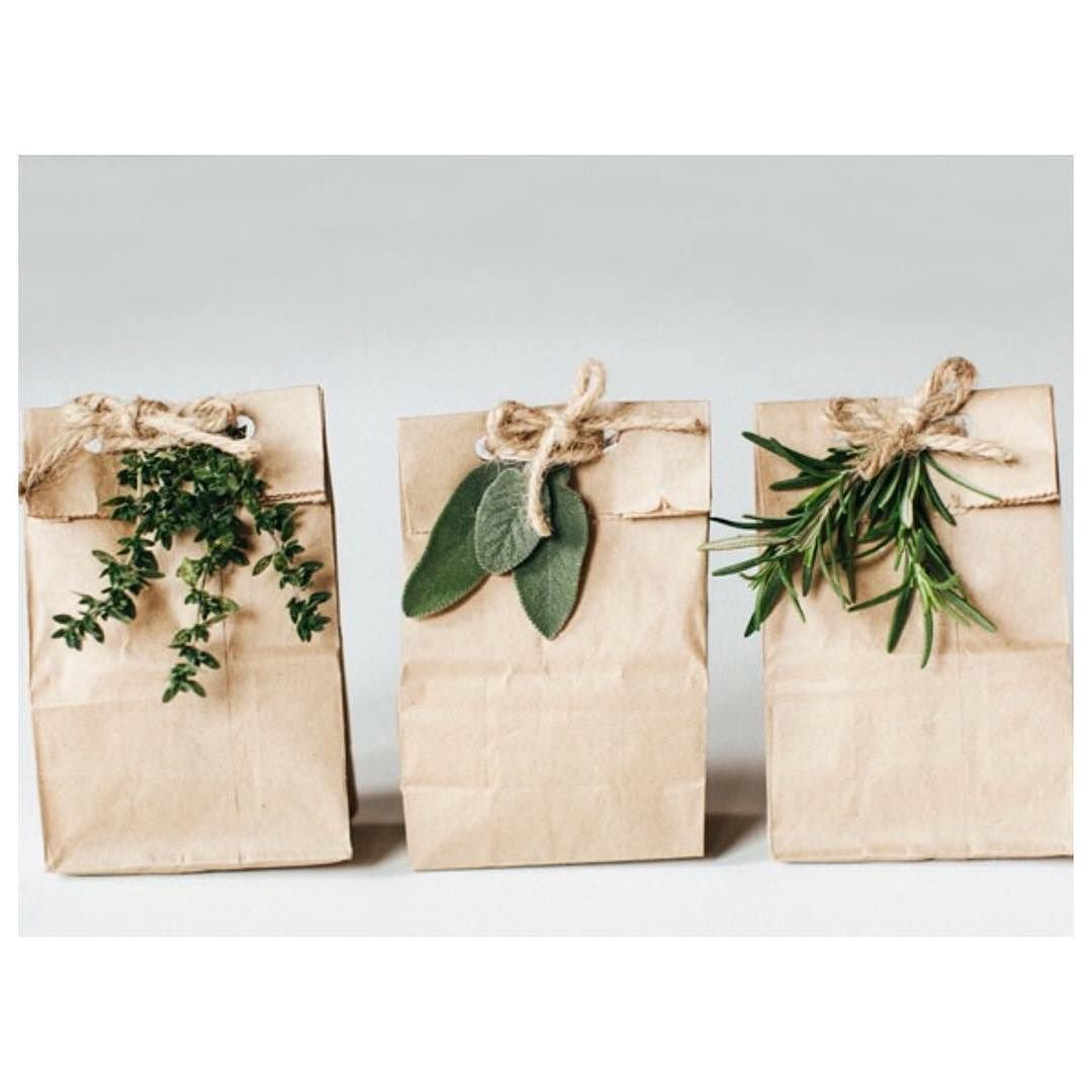 Красивая упаковка для одежды