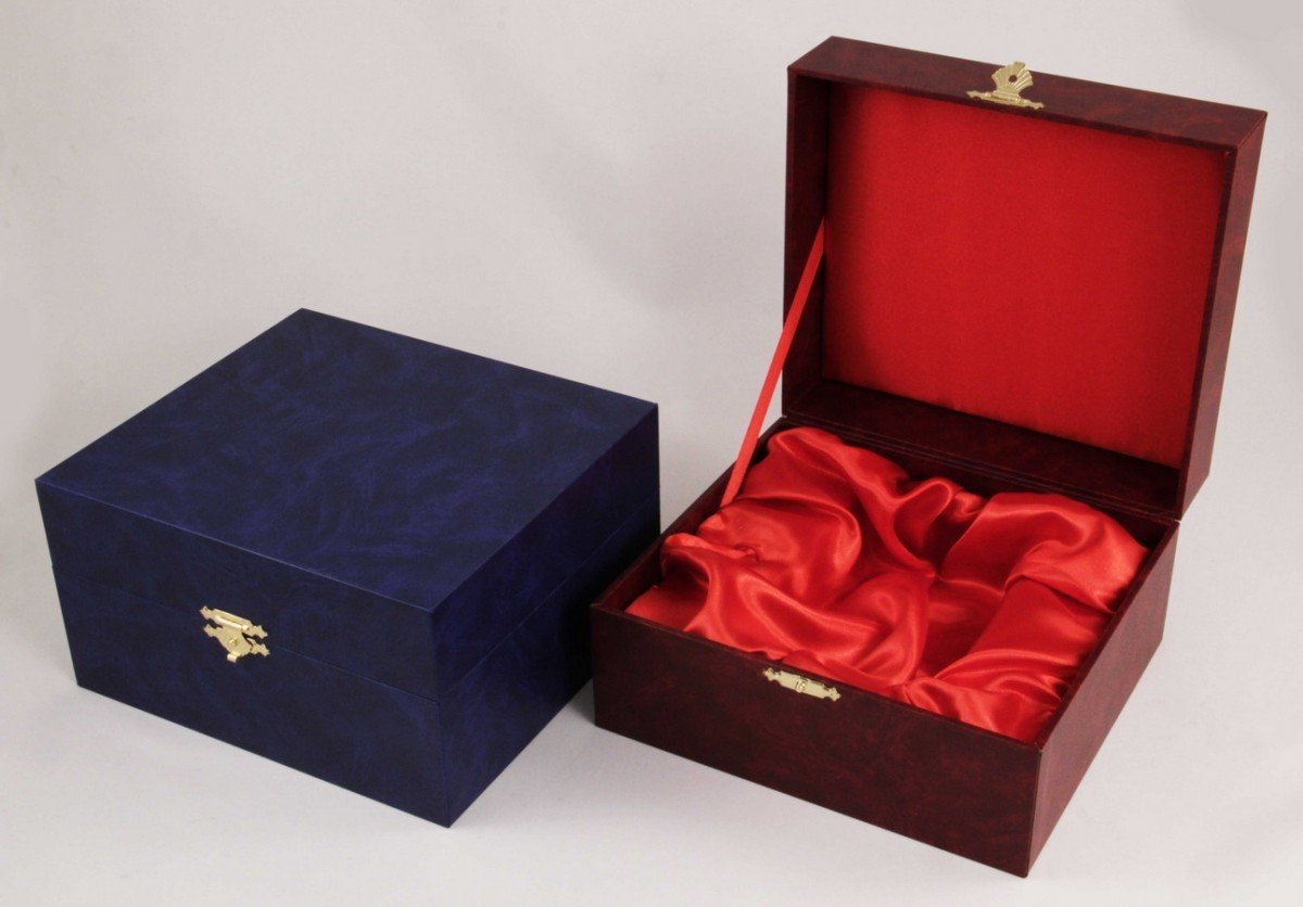 Подарочный футляр