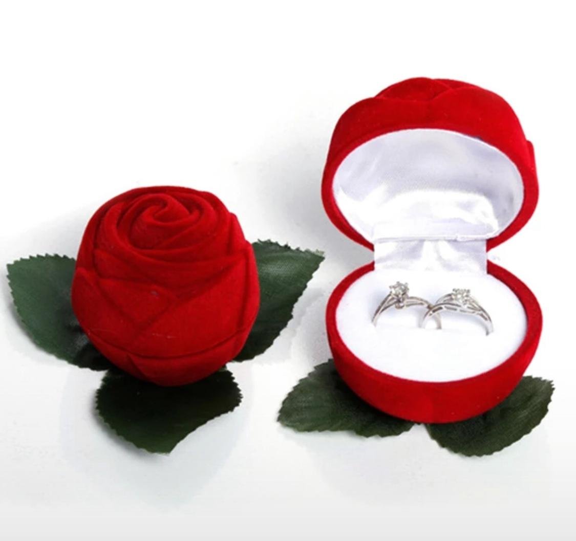 Подарочный новогодний шар в коробке