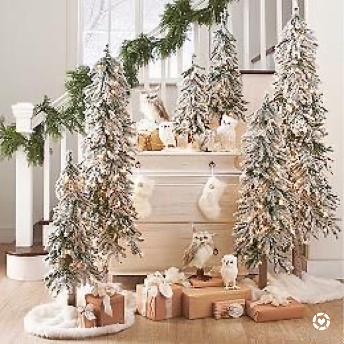 Елка в деревянном стиле