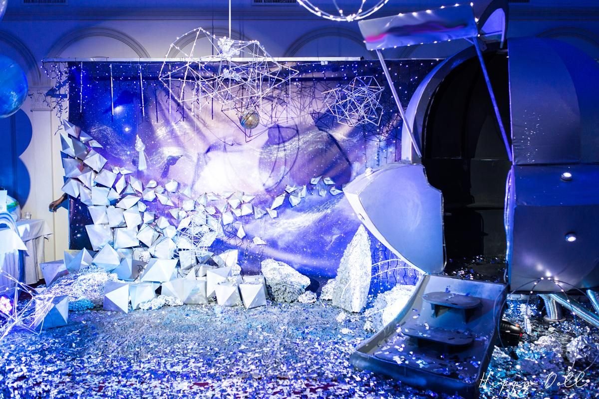 Зеркальный пол для фотозоны