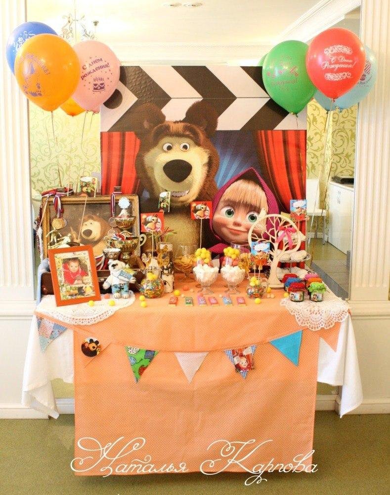 Кенди бар в стиле Маша и медведь