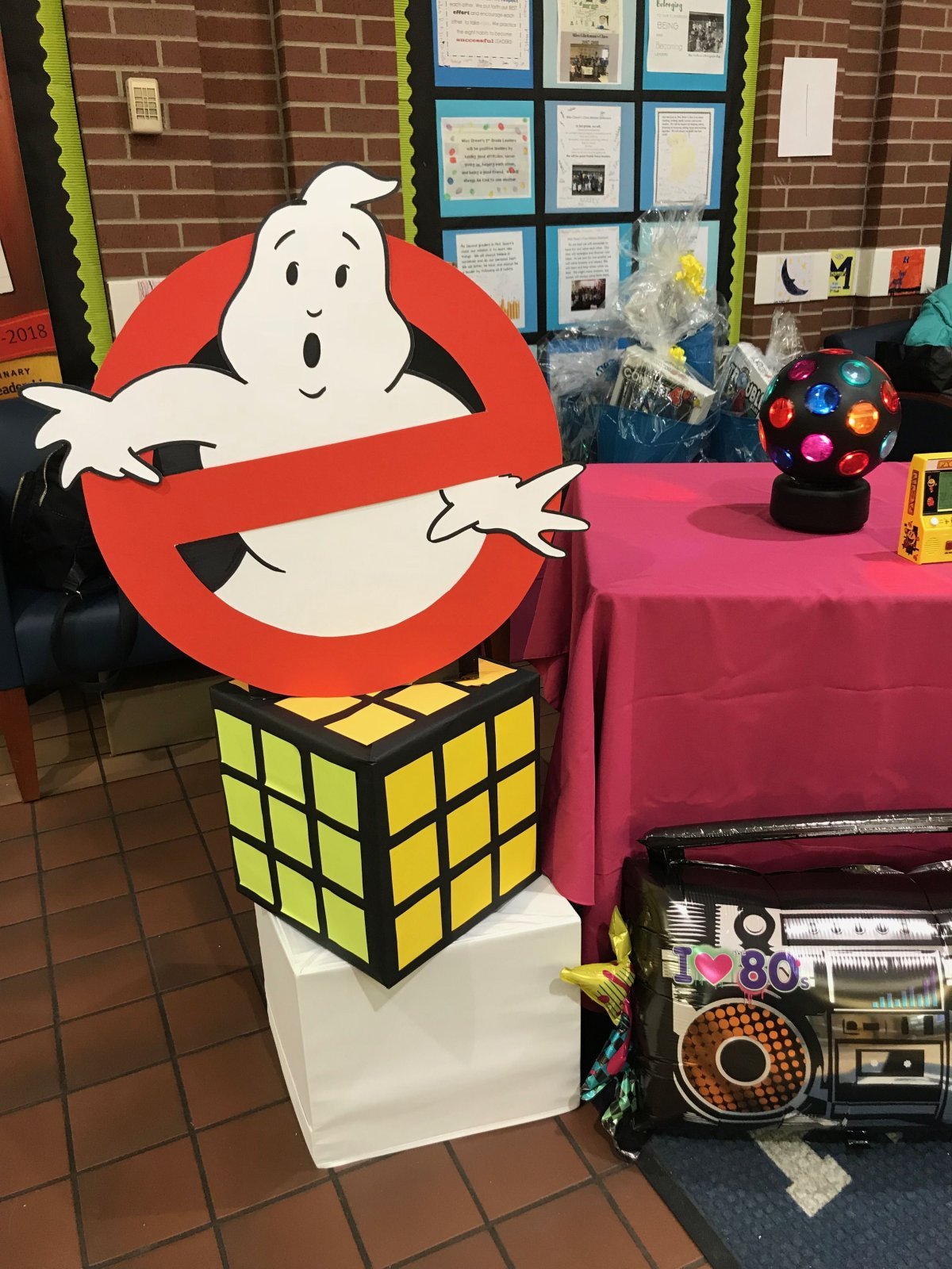 Пригласительные на вечеринку в стиле 90-х