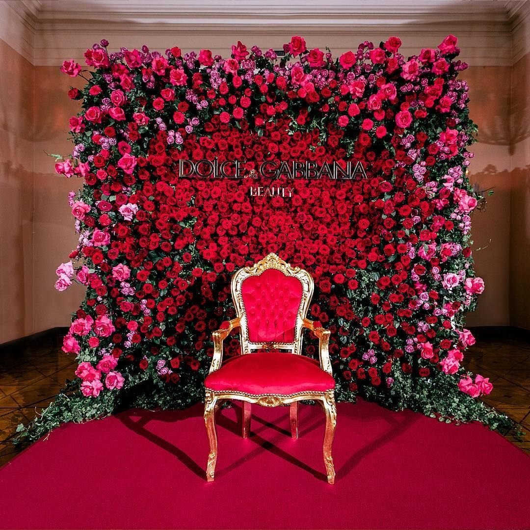 Необычные стенды