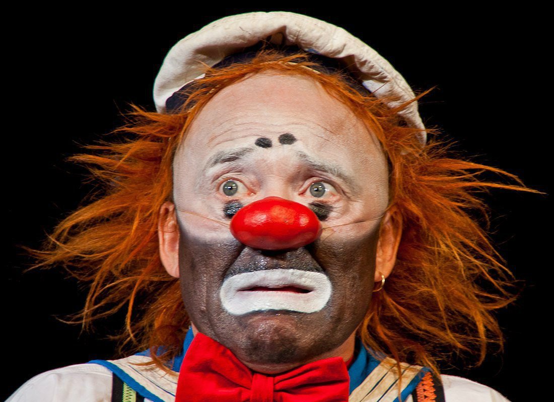 Клоунский эстетичный макияж