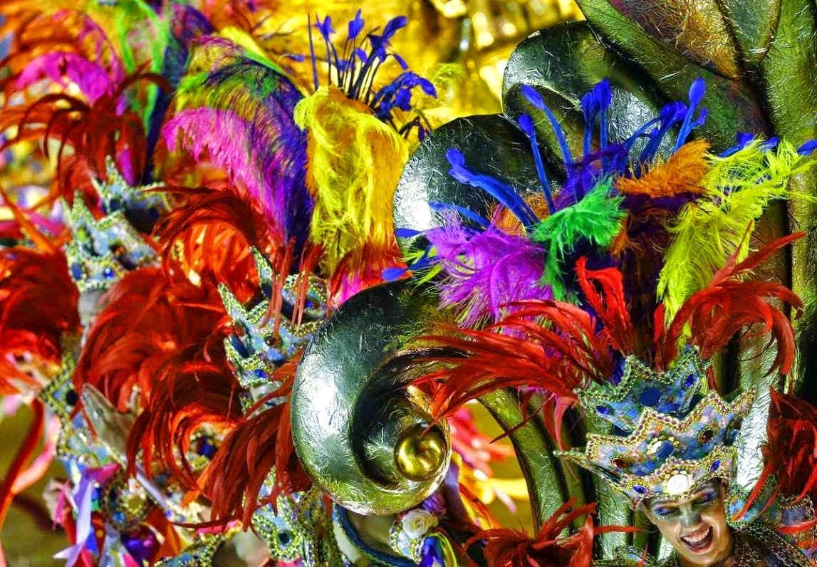 Яркие краски карнавала