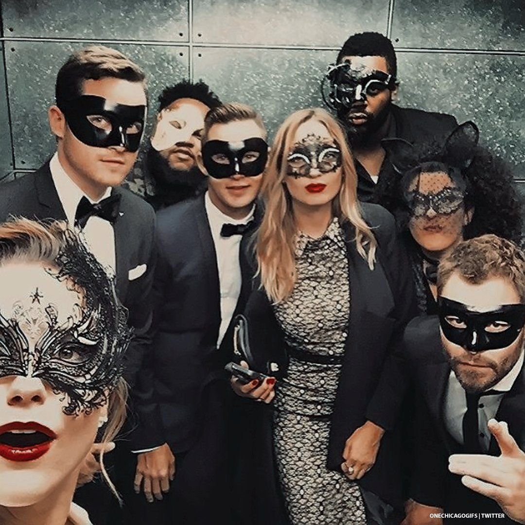 Бал маскарад Чарльз Херманс