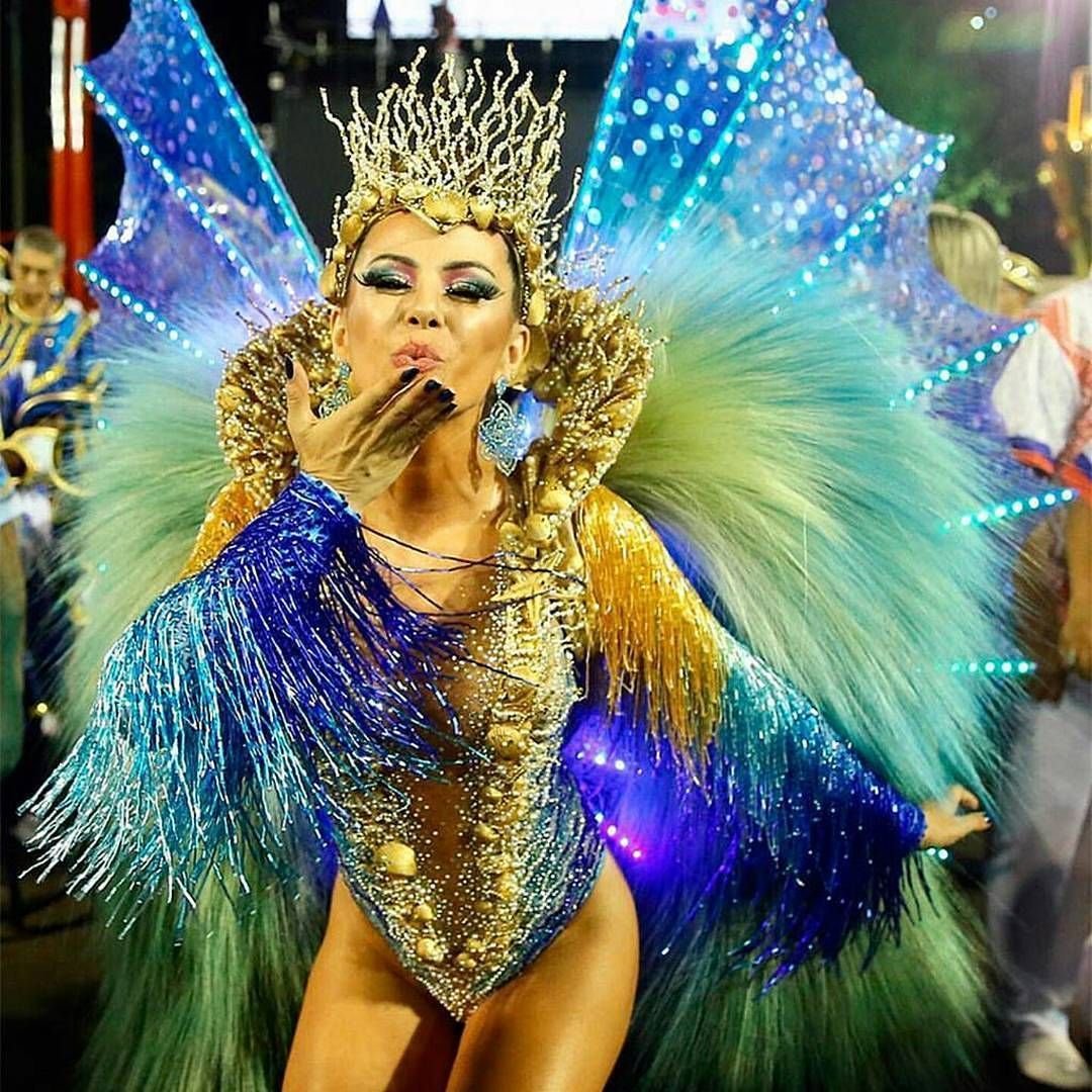 Бразилия Рио-де-Жанейро карнавал костюмы