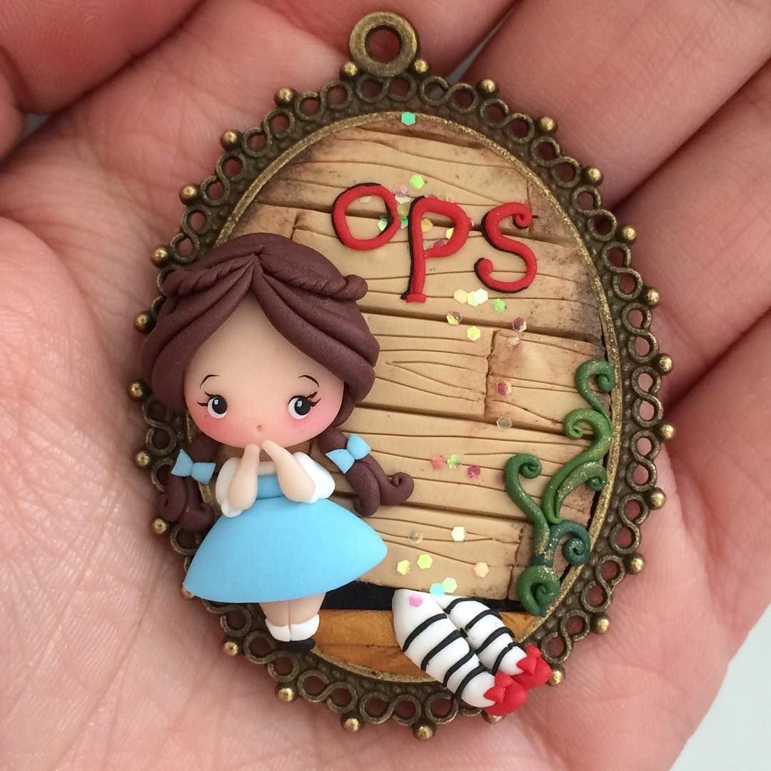 Значки из полимерной глины