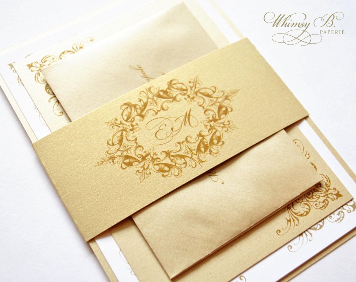 Пригласительные золотого цвета