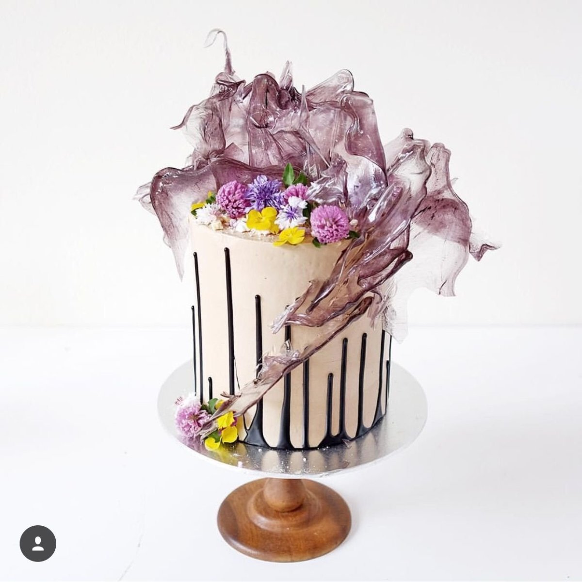 Натюрморт цветы и фрукты