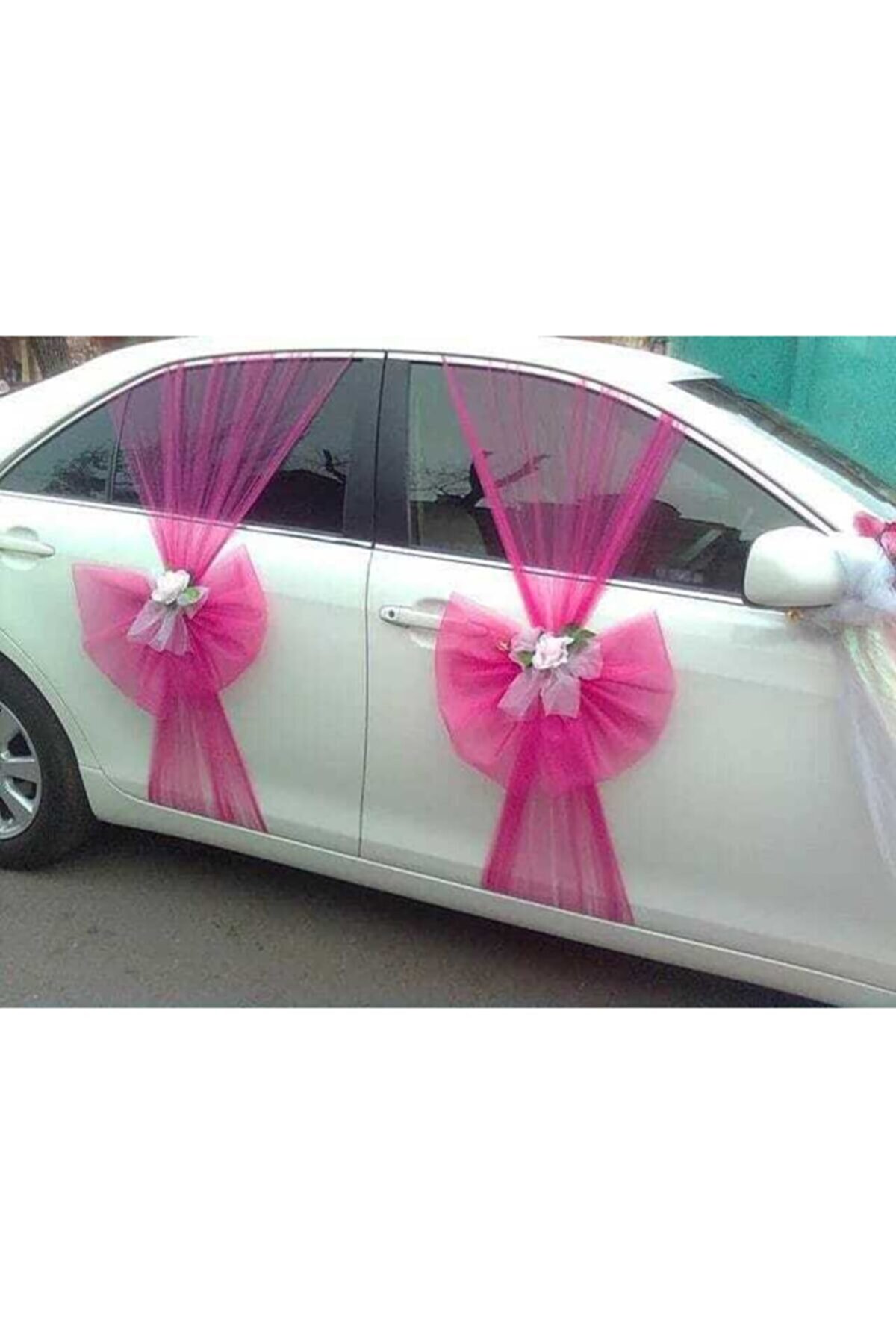 Украшение на машину из фатина