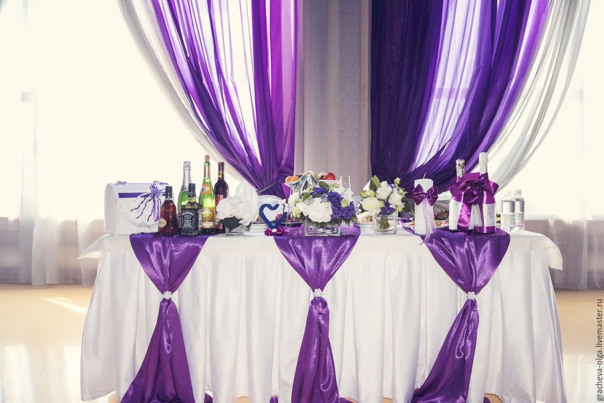 Свадьба в бело сиреневом цвете