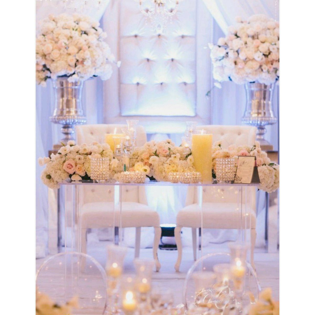 Стильное украшение зала на свадьбу