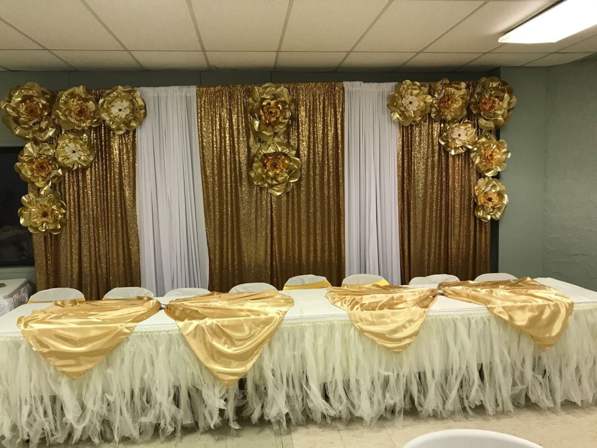 Свадебные золотые шторы фотографии