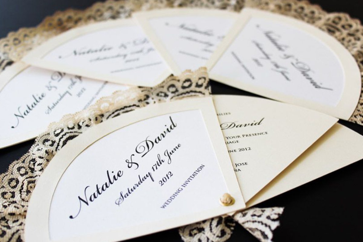 Пригласительные необычной формы