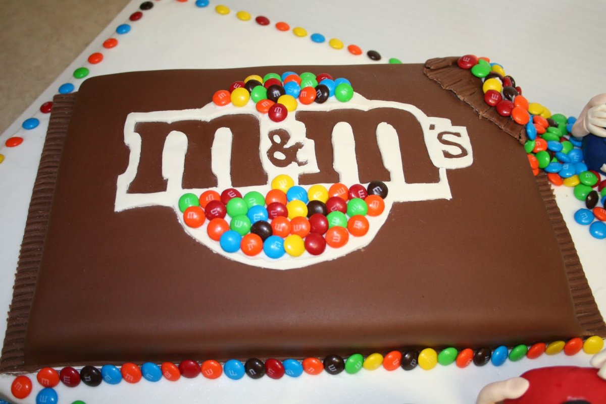 Торт m&m