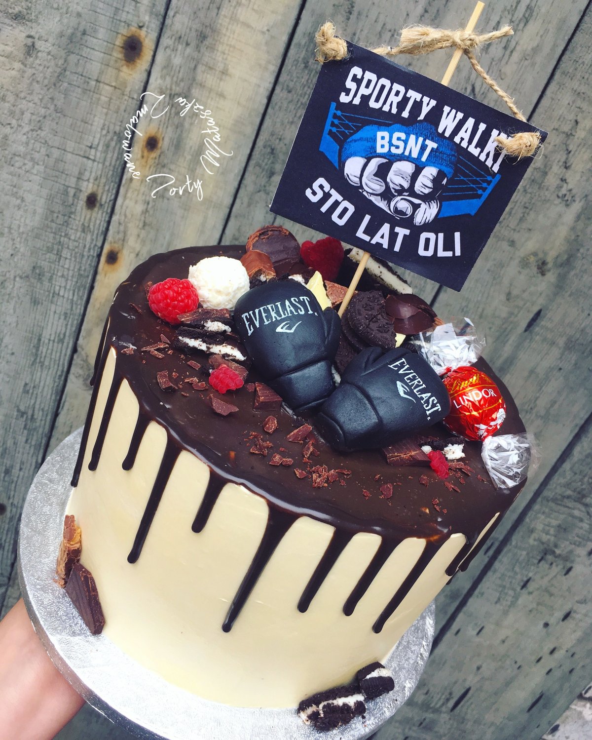 Торт с боксерской тематикой