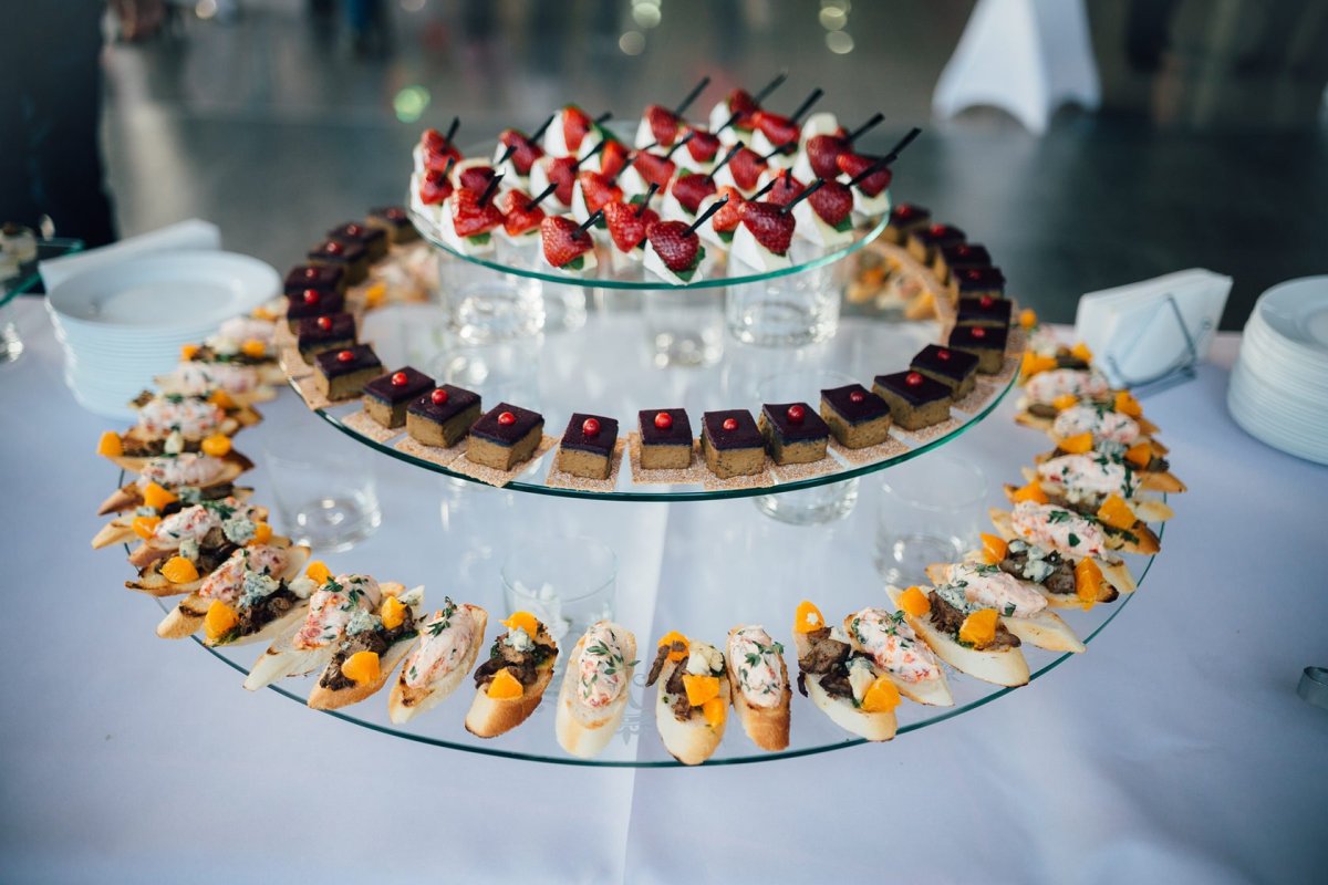 Закуски на фуршетный стол