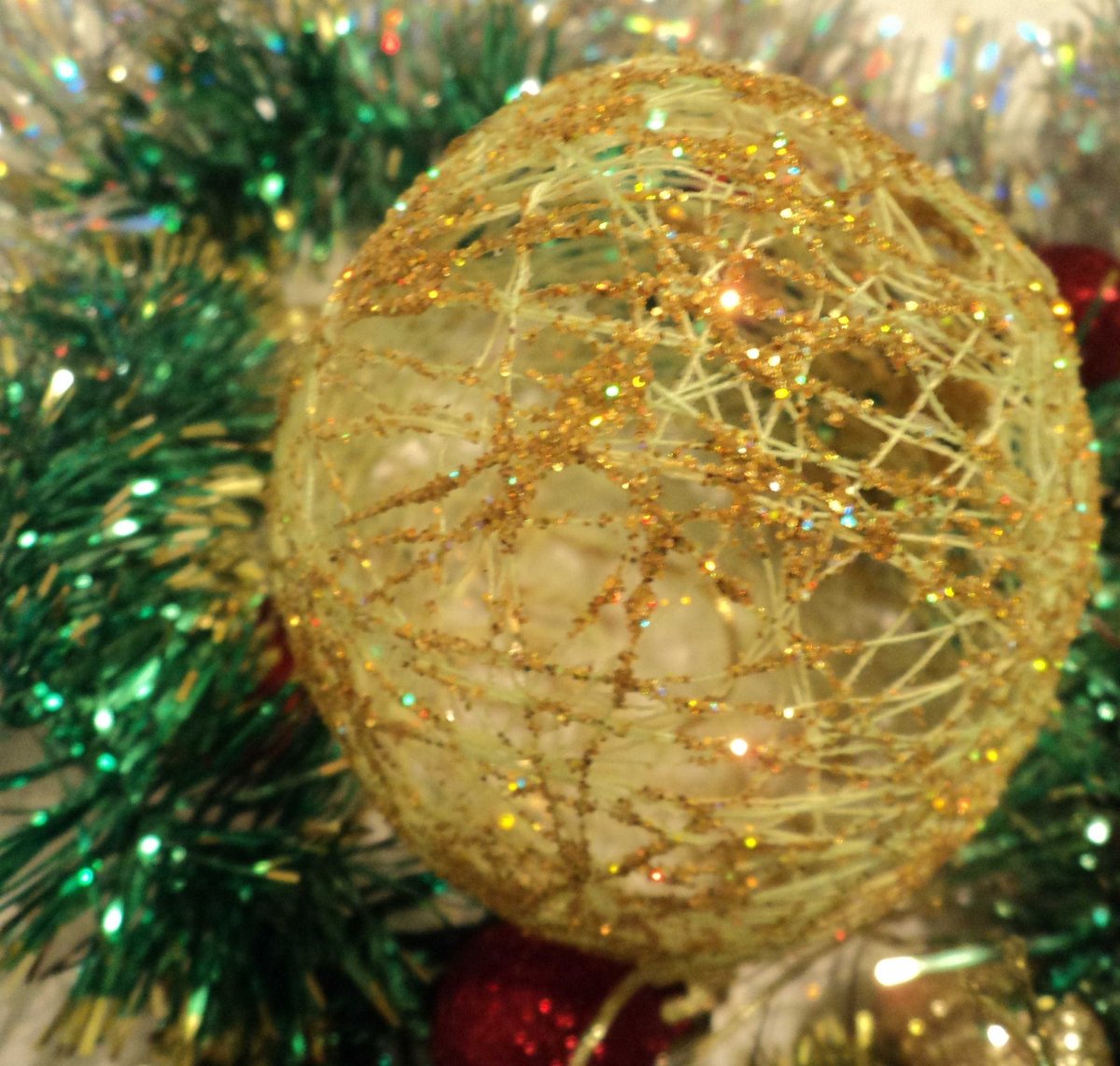 Новогодние игрушки своими руками