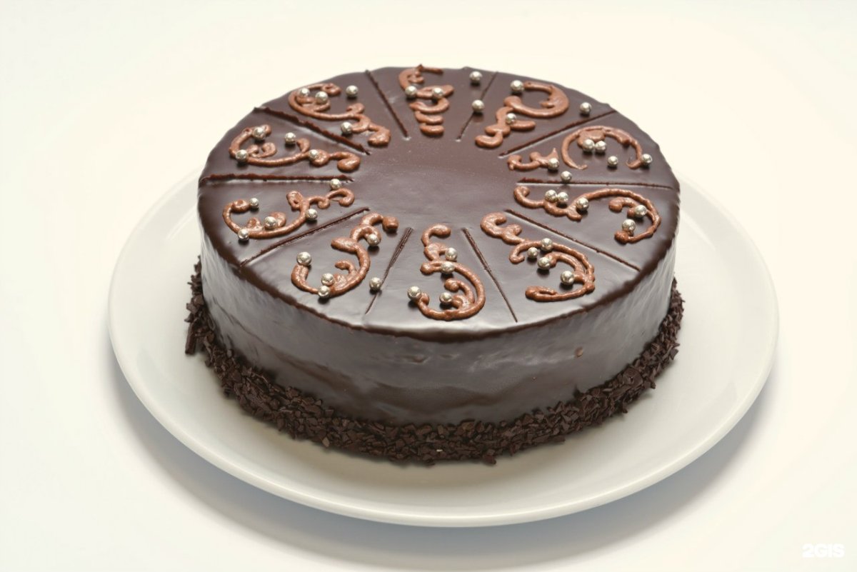 Украшение торта Прага