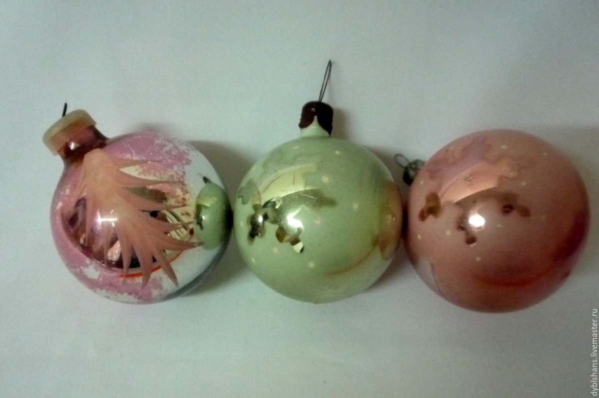 Советские елочные игрушки граненый шар