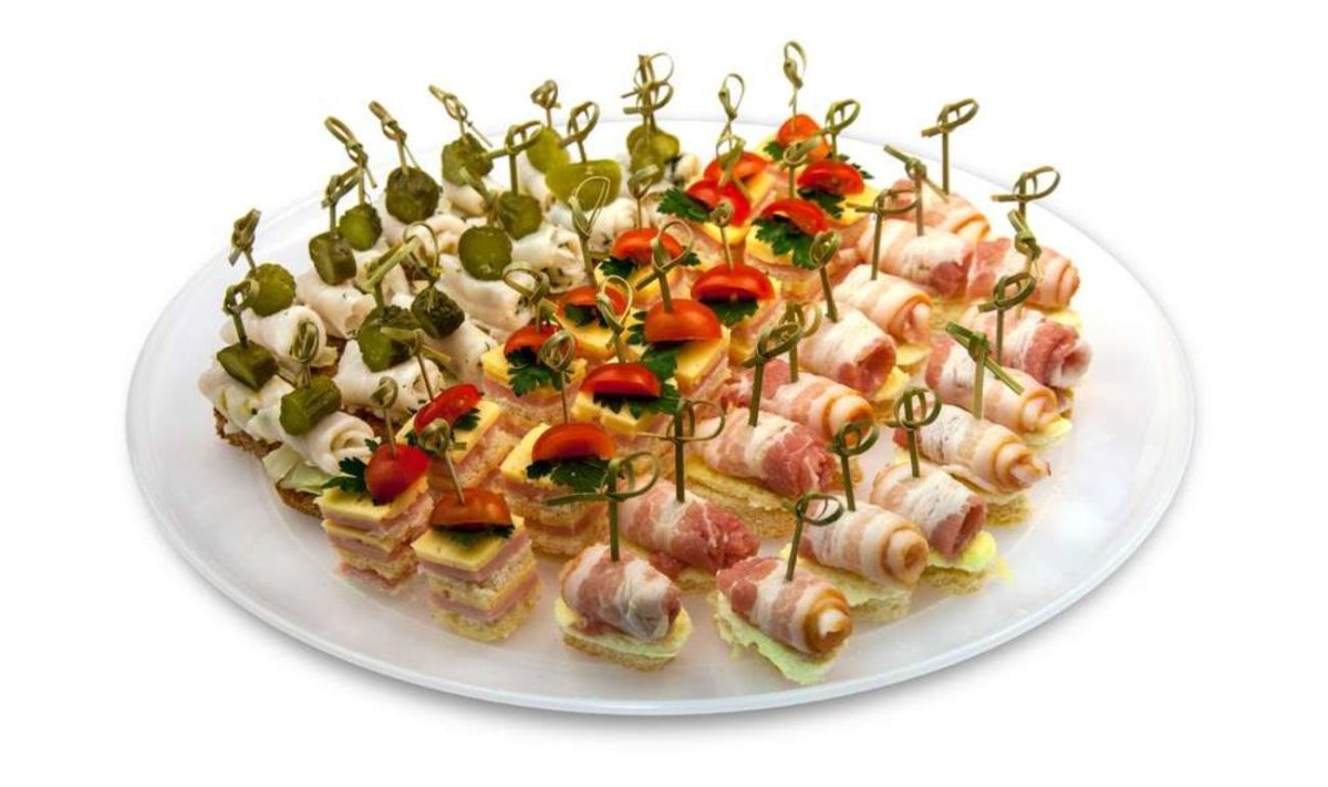 Канапе с беконом