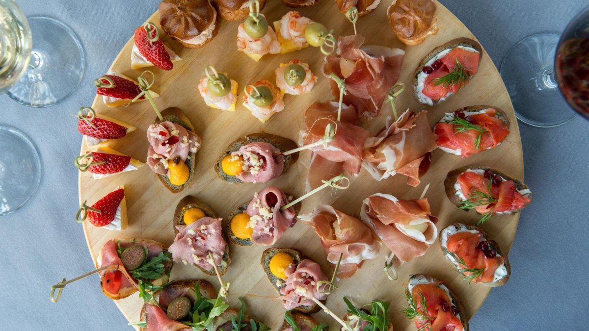 Вяленые помидоры канапешки