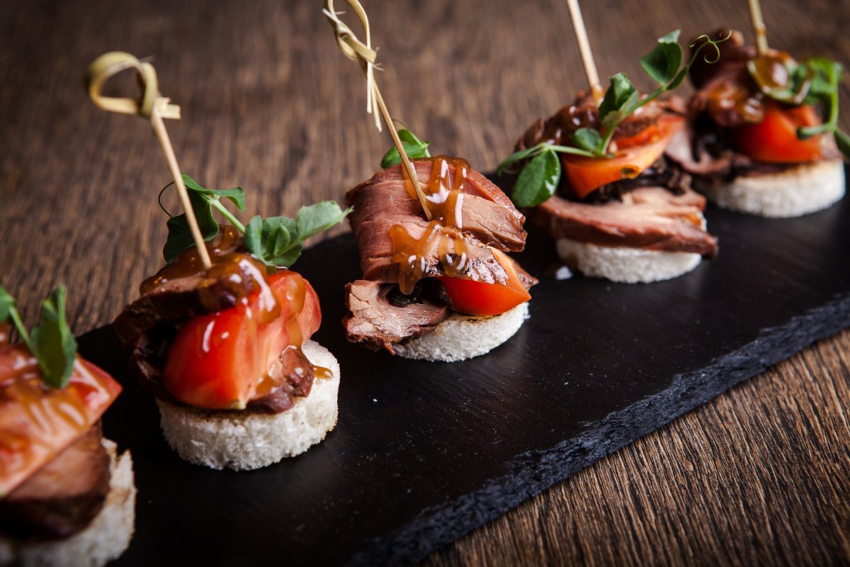 Канапе с мандаринами