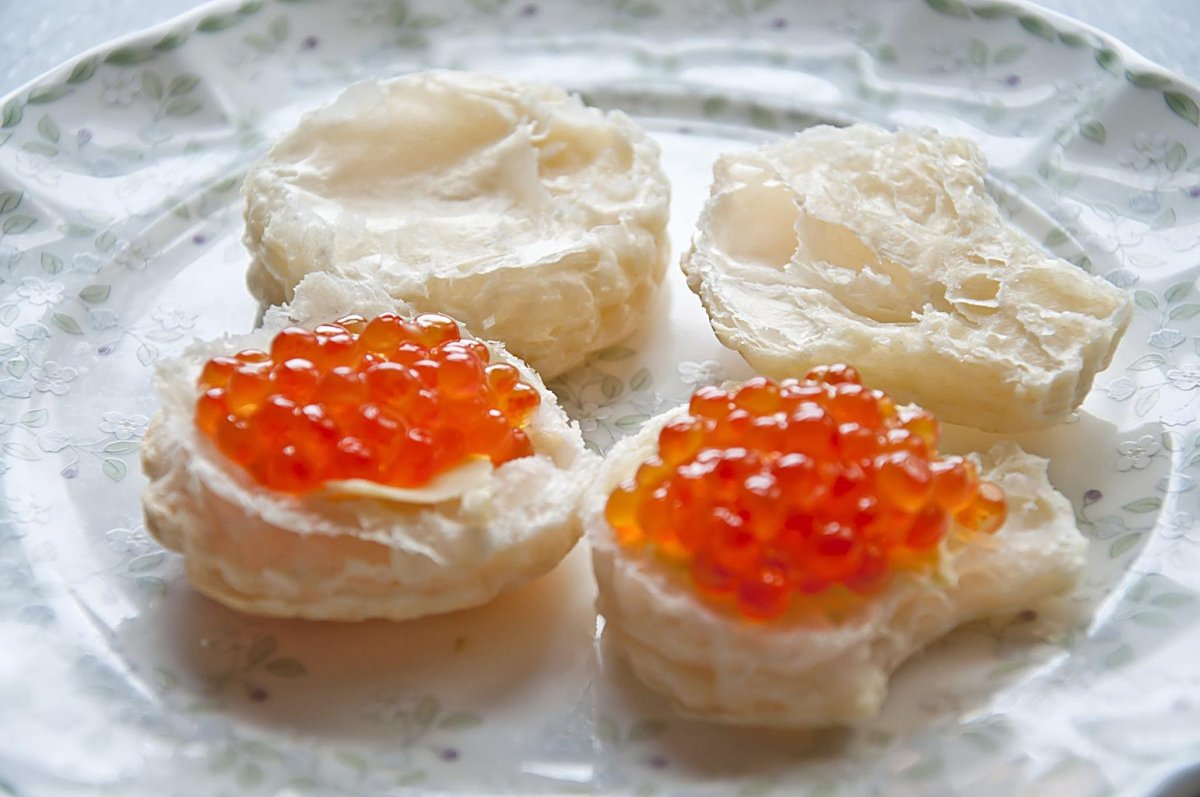 Канапе из слоеного теста