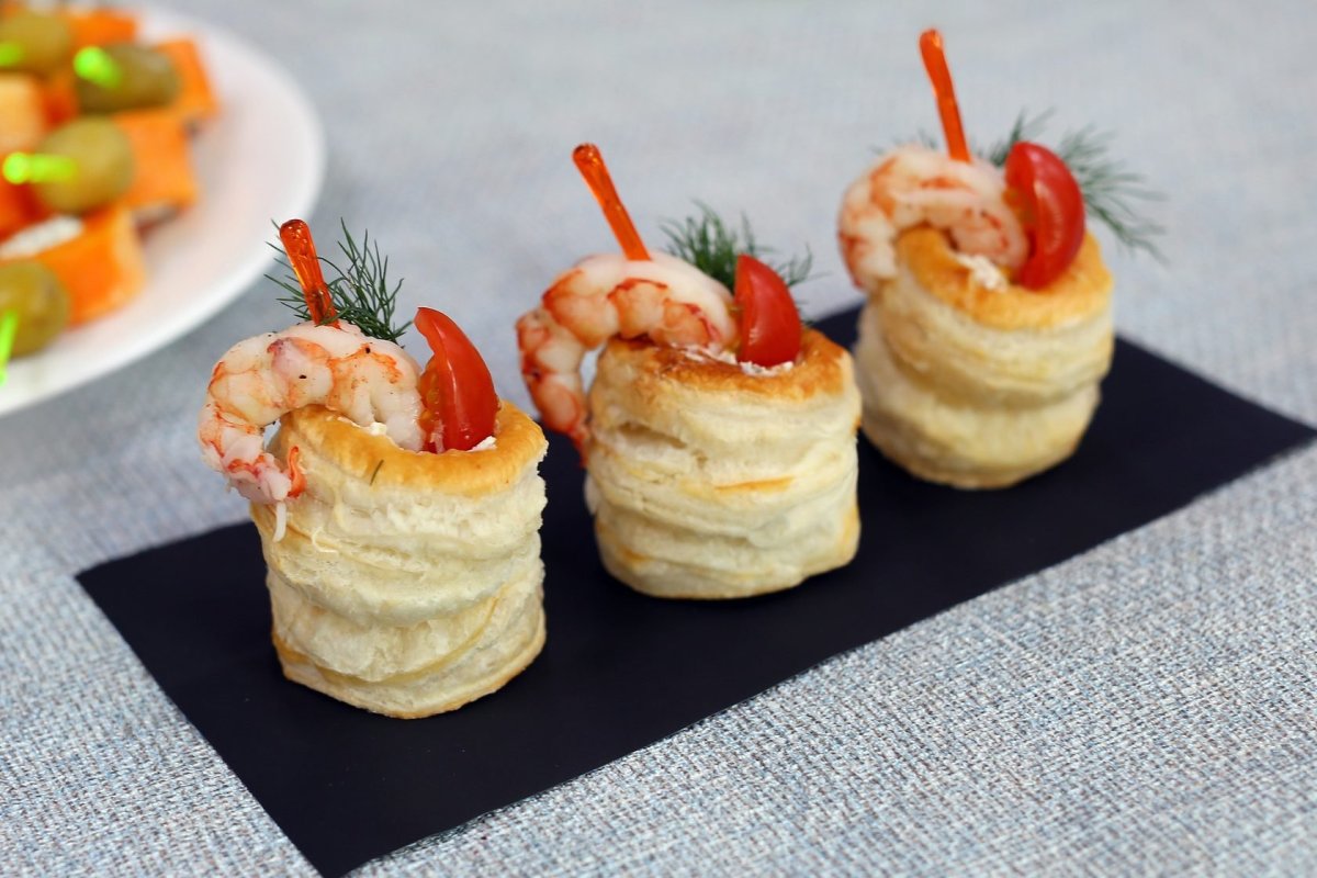 Канапе с авокадо