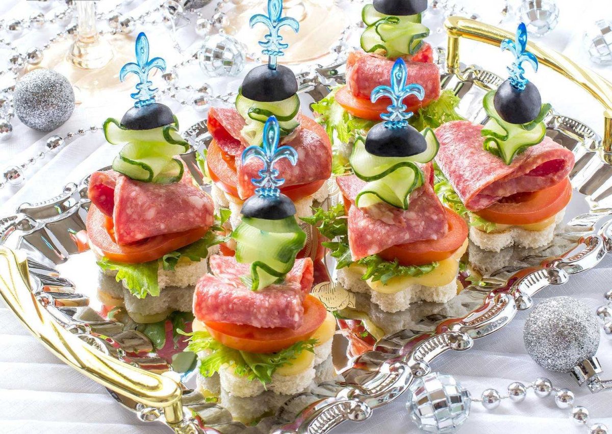 Канапе фигурные