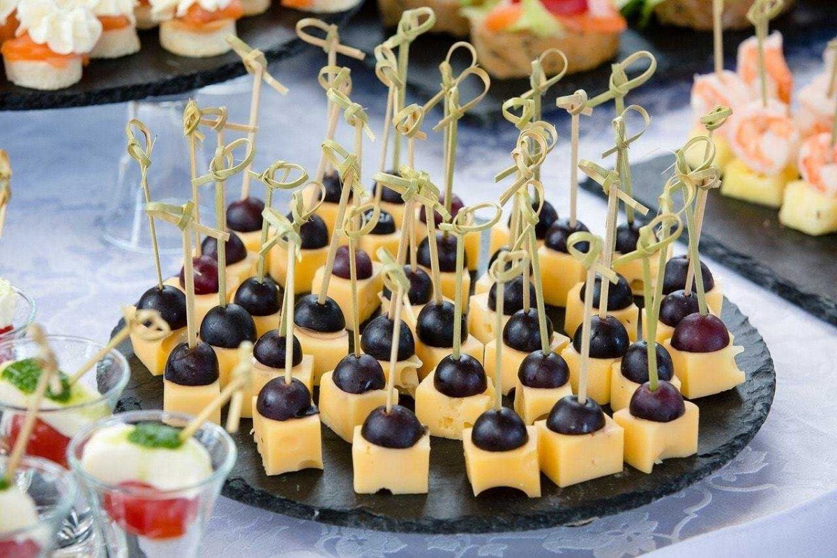 Канапешки с красной рыбой