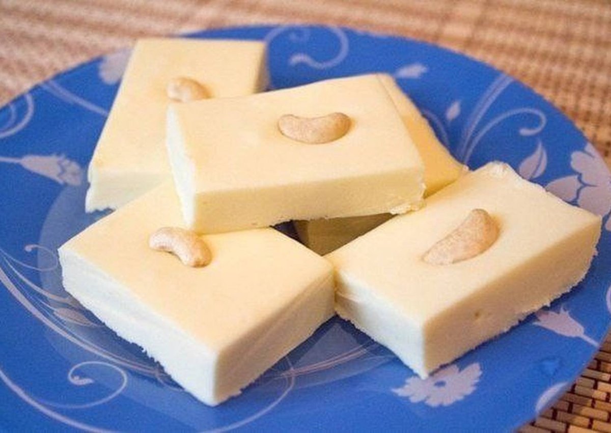 Бурфи индийская сладость