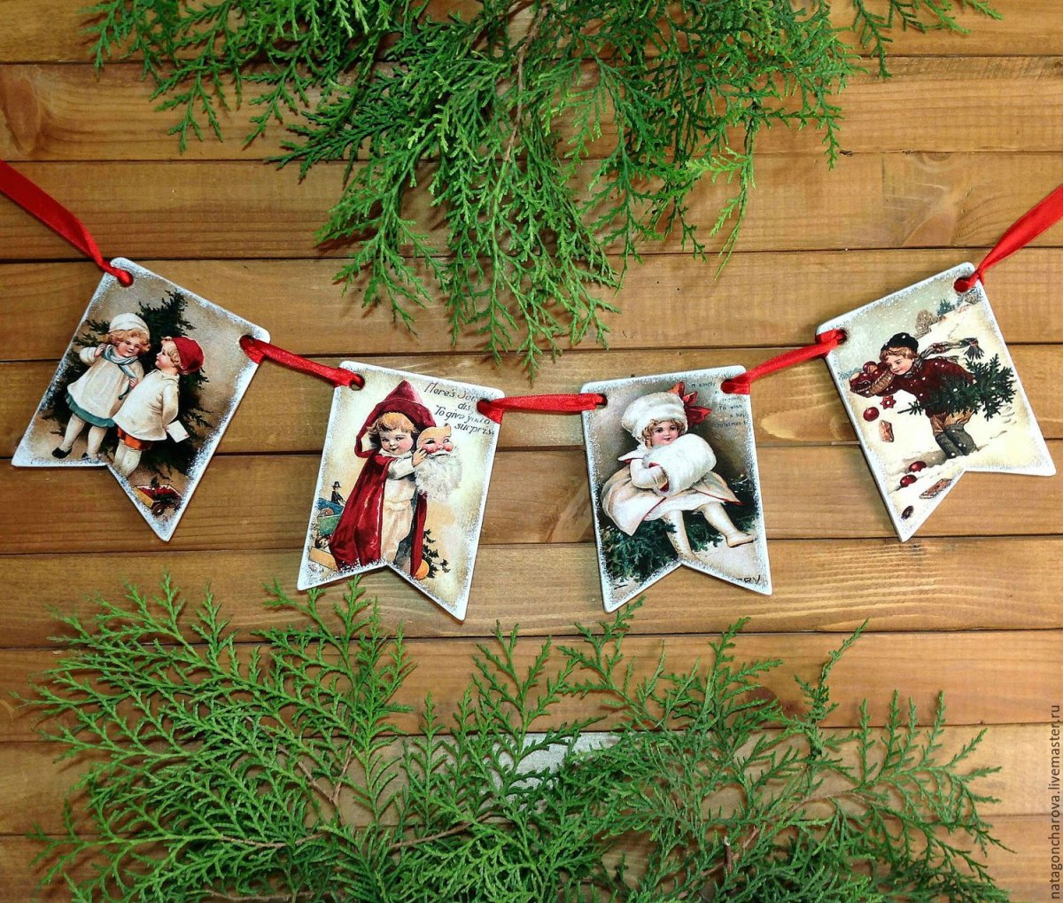 Гирлянда из флажков из ткани