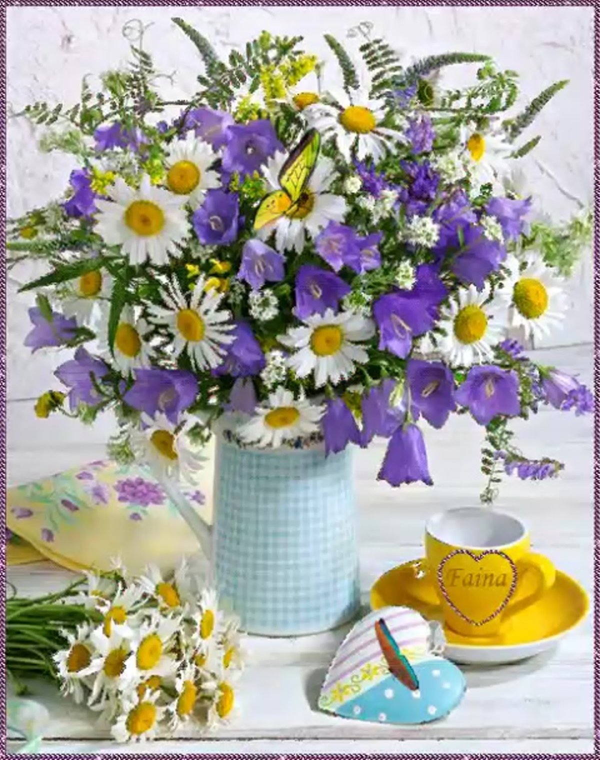 Живые ромашки полевые