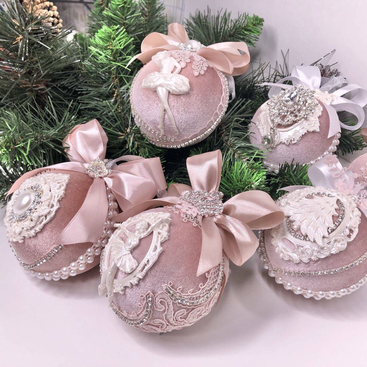 Новогодний шарик своими руками