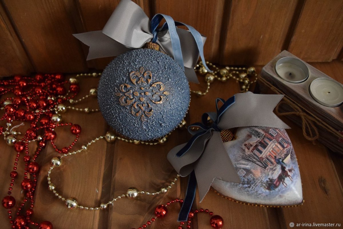 Декупаж новогодних шаров