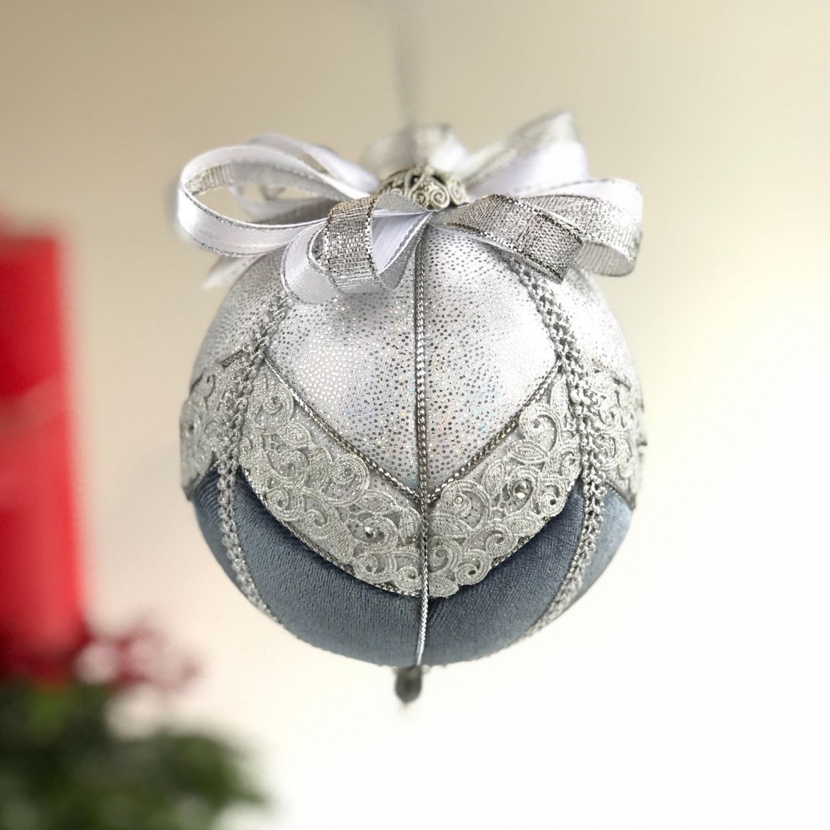 Новогодние шары ручной работы